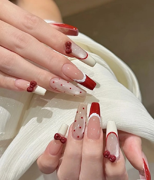 Mẫu nail đỏ trắng phù hợp cho Tết