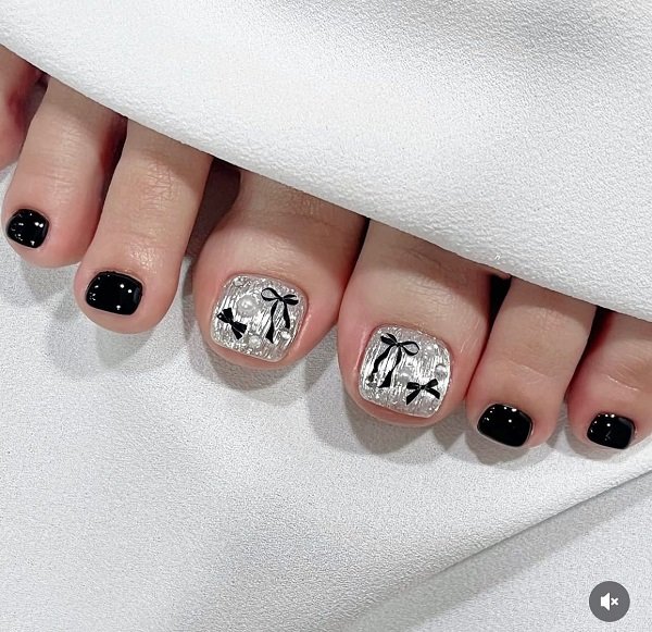 Nail móng chân sang chảnh phù hợp từ công sở đến dạ tiệc