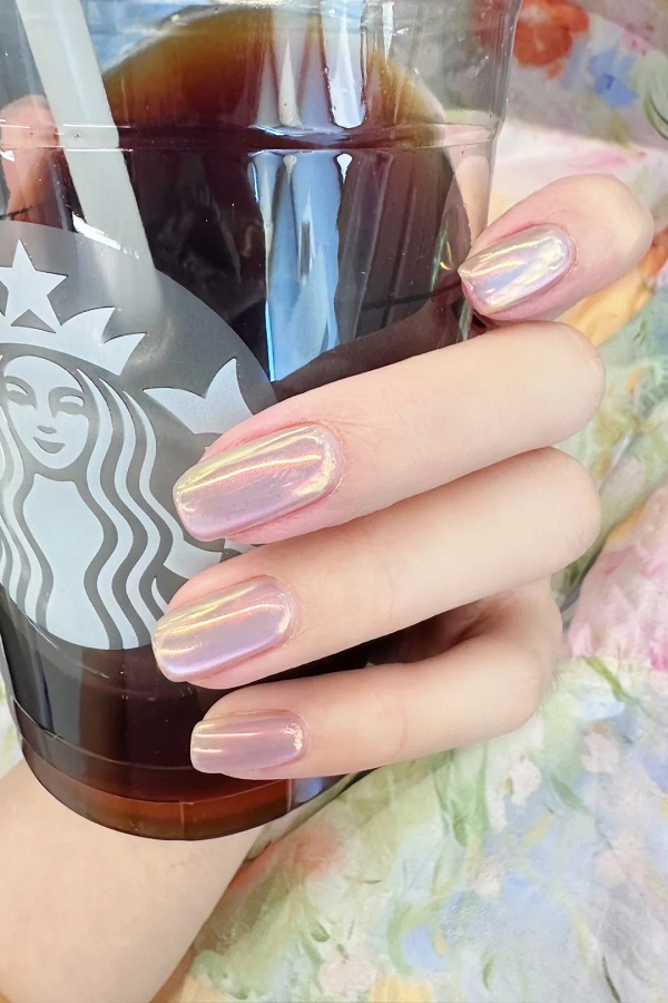 Nail tráng gương mắt mèo sang trọng và cá tính