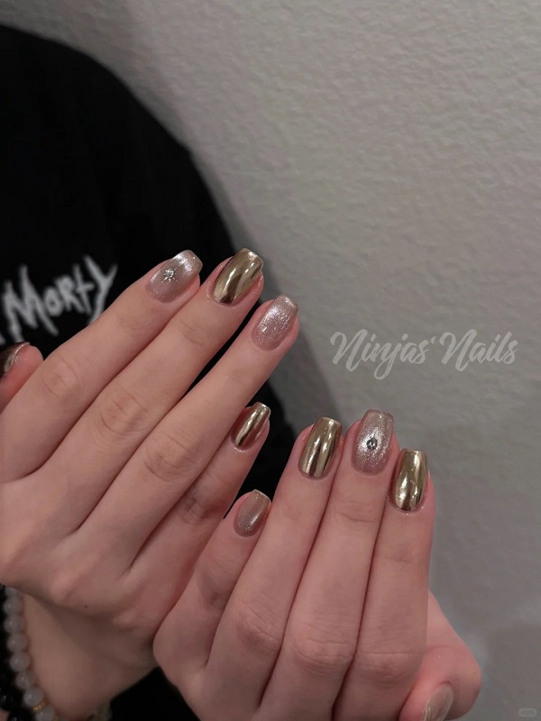 Nail tráng gương mắt mèo tông xanh lạnh thời thượng
