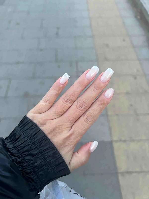 Nail trắng sữa phong cách Hàn Quốc dịu dàng