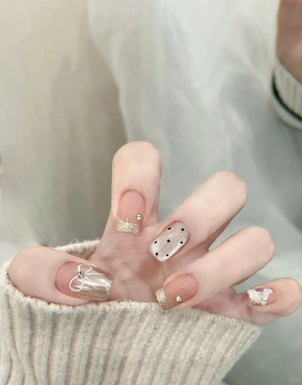Thiết kế nail tráng gương mắt mèo đơn giản mà cuốn hút