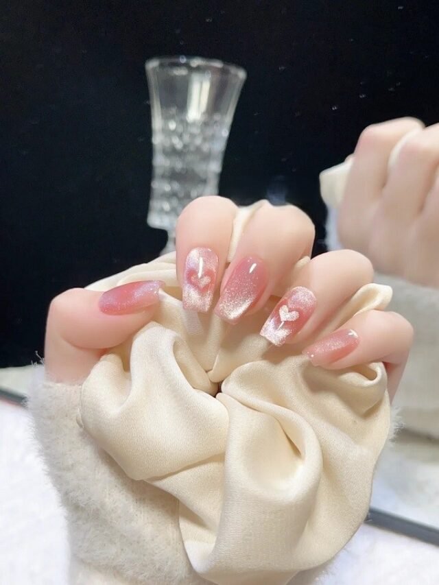 mẫu nail mắt mèo hồng 13