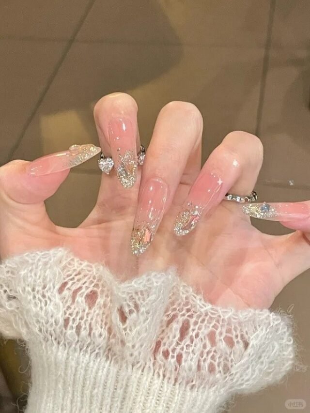 mẫu nail sơn thạch đính đá 15