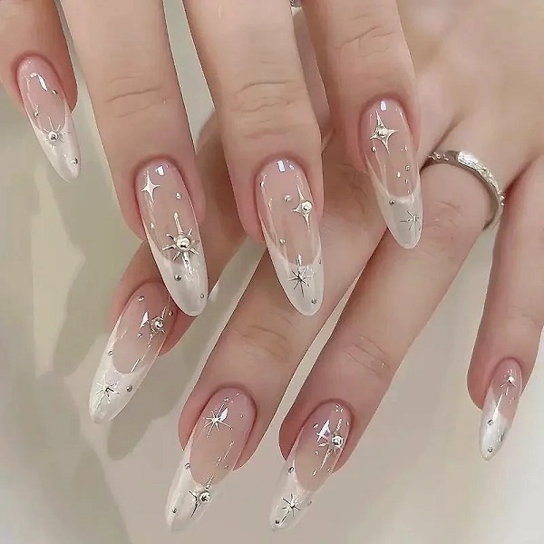 mẫu móng tay đẹp nhẹ nhàng 12