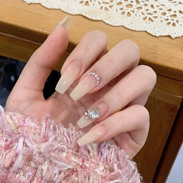 mẫu móng tay đẹp nhẹ nhàng 8