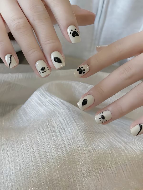 mẫu móng tay ngắn 18