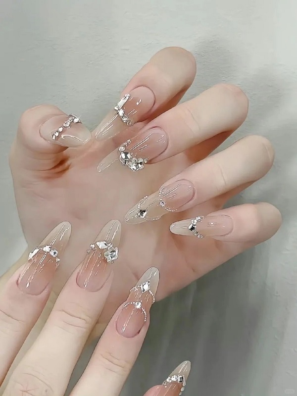 mẫu nail bling bling 10
