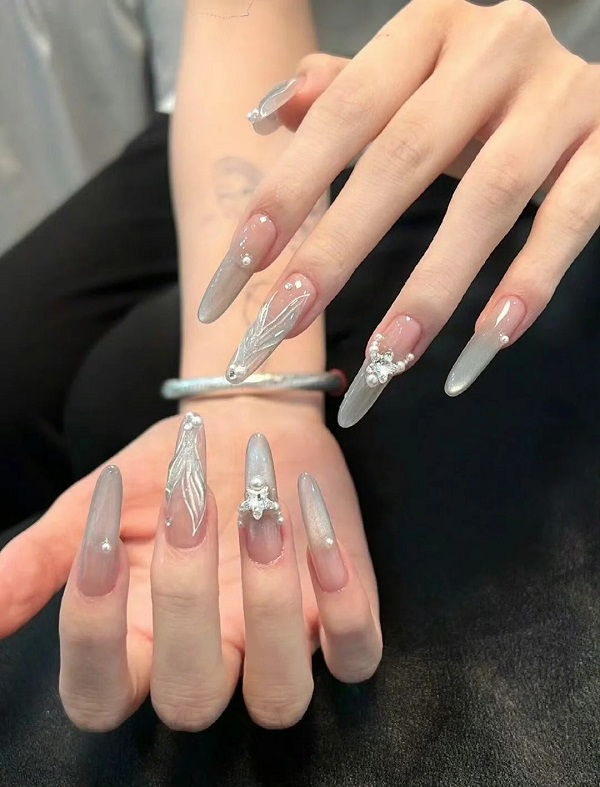 mẫu nail bling bling 12