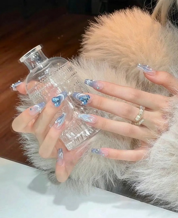 mẫu nail bling bling 14