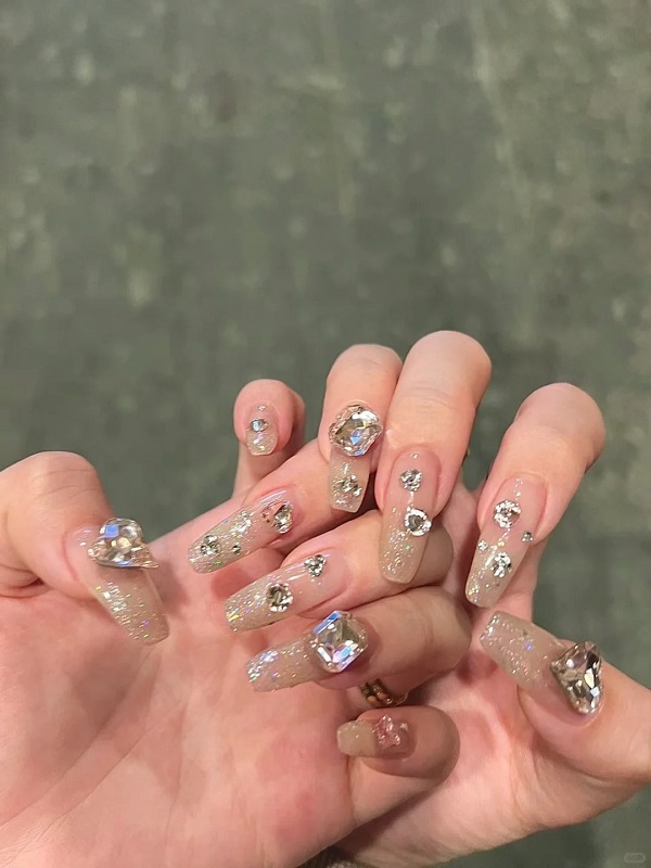 mẫu nail bling bling 6