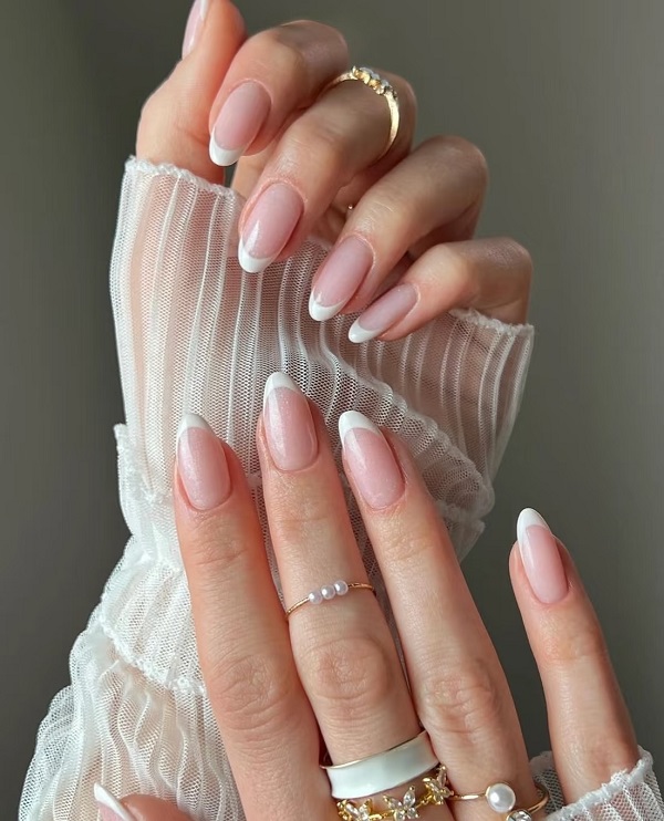 mẫu nail đơn giản nhẹ nhàng