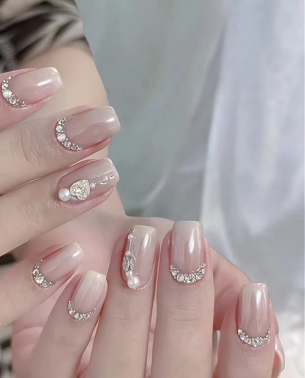 mẫu nail đơn giản sang trọng 10