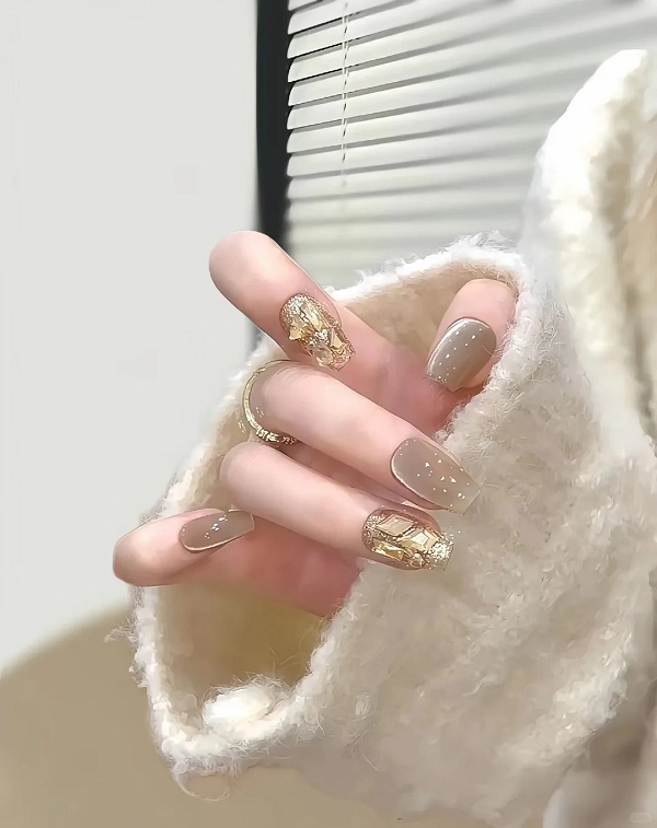 mẫu nail đơn giản sang trọng 15