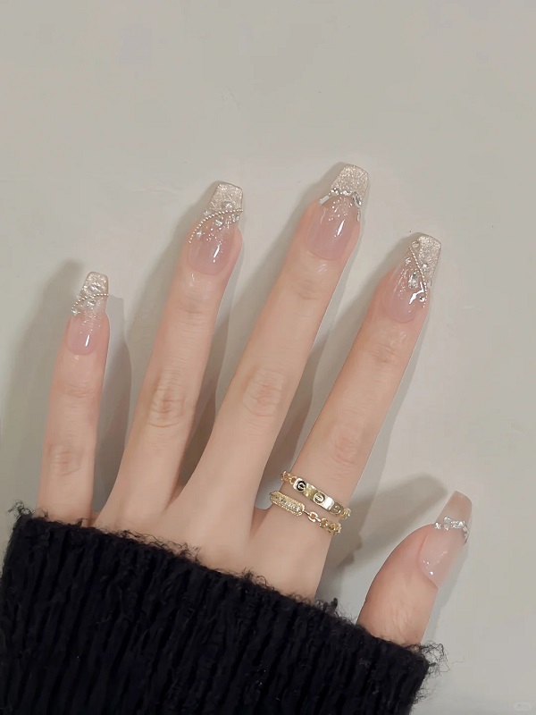 mẫu nail đơn giản sang trọng 17