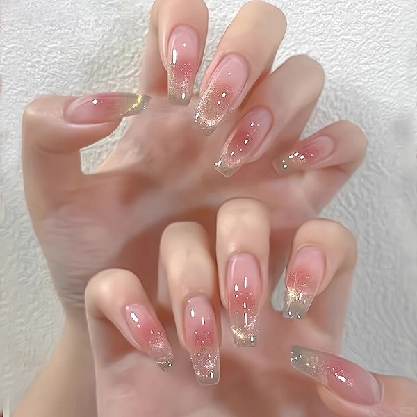 mẫu nail đơn giản sang trọng 19