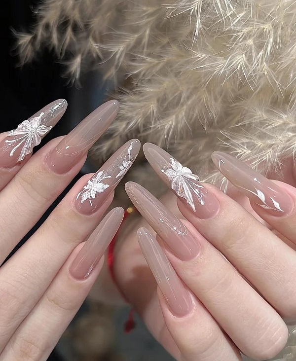 mẫu nail đơn giản sang trọng 2