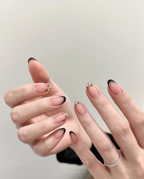 mẫu nail đơn giản sang trọng 24