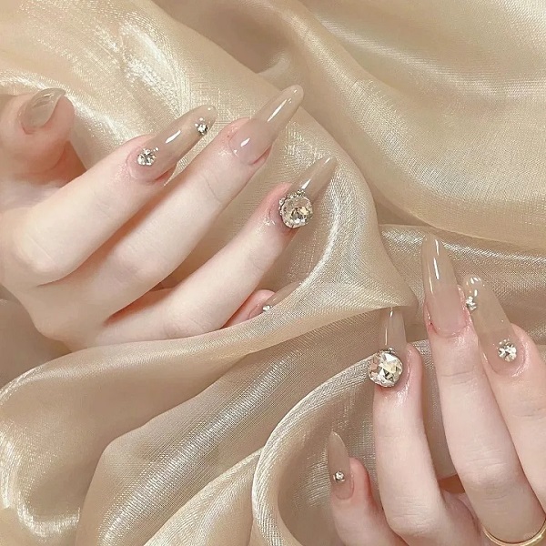 mẫu nail đơn giản sang trọng 7