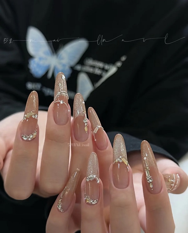 mẫu nail mắt mèo hồng 1