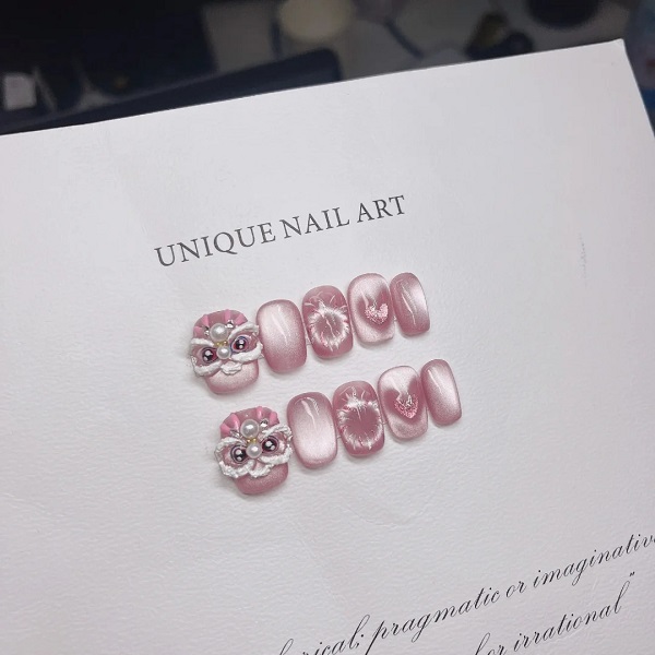 mẫu nail mắt mèo hồng 24