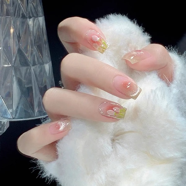 mẫu nail mắt mèo hồng 5