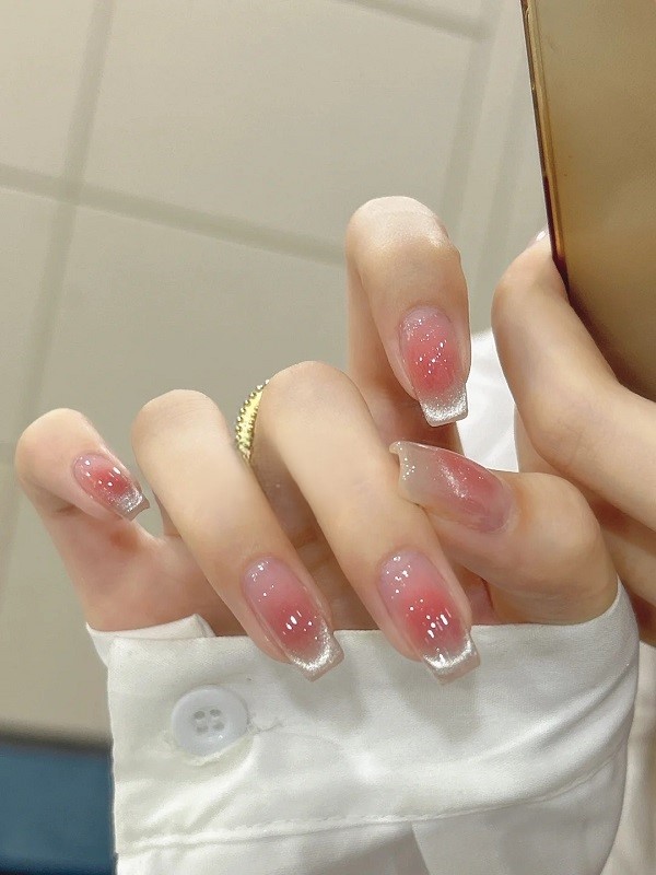 mẫu nail mắt mèo hồng 8