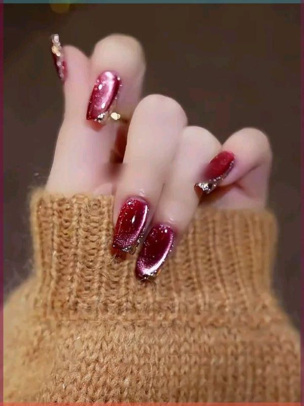 mẫu nail màu đỏ rượu 26