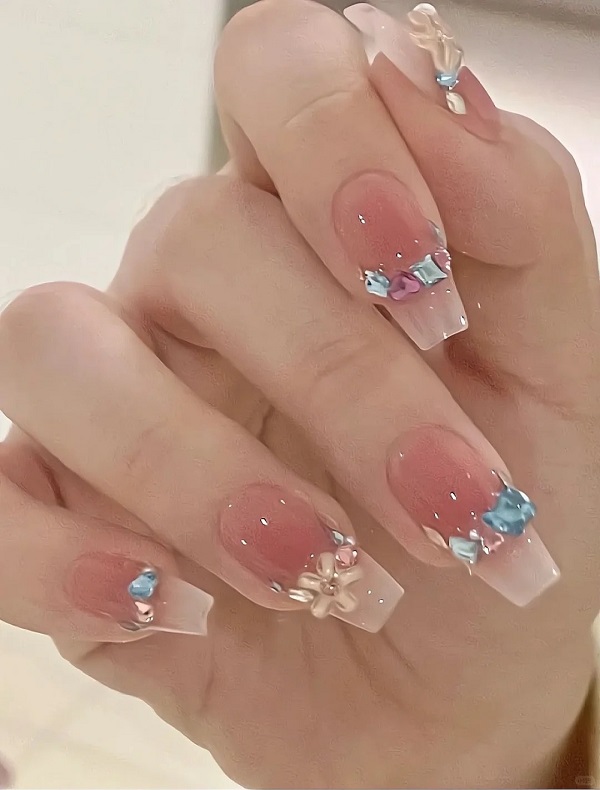 mẫu nail sơn thạch đính đá 1