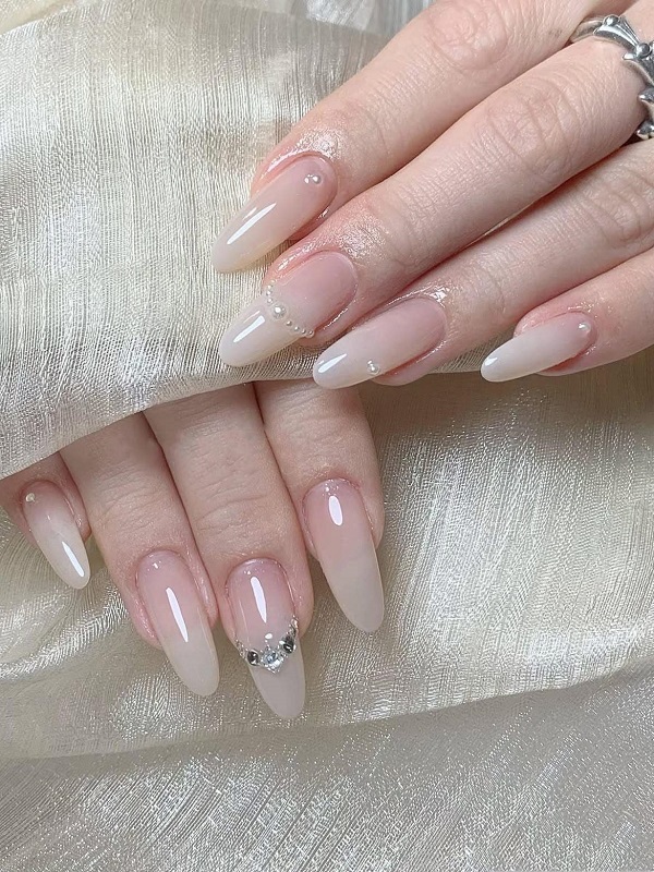 mẫu nail sơn thạch đính đá 16
