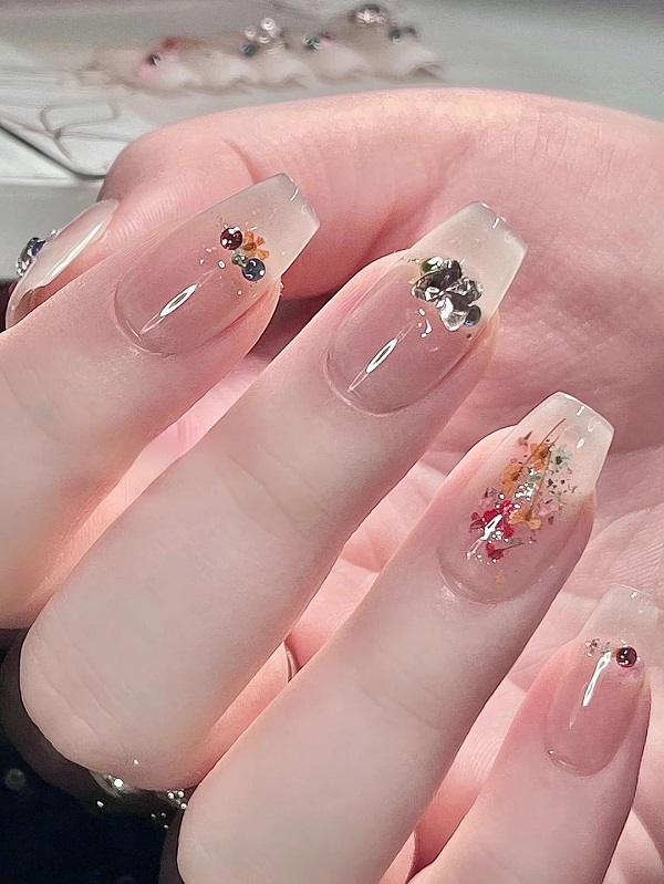 mẫu nail sơn thạch đính đá 2