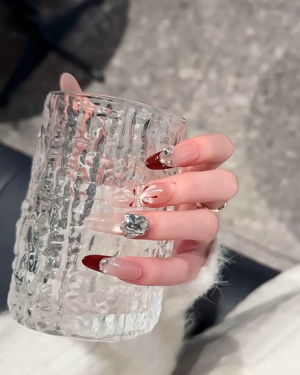 mẫu nail sơn thạch đính đá 21