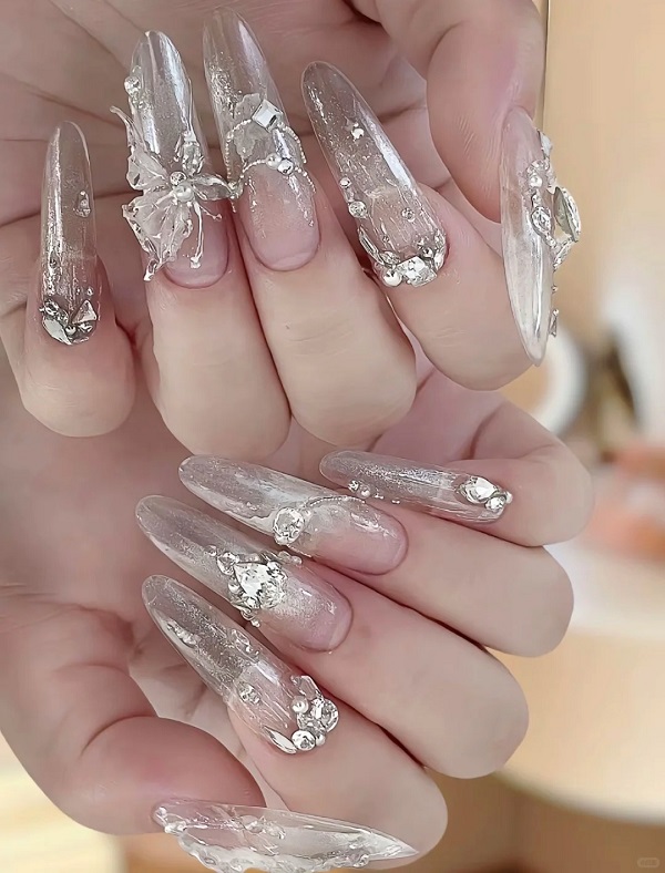 mẫu nail sơn thạch đính đá 27
