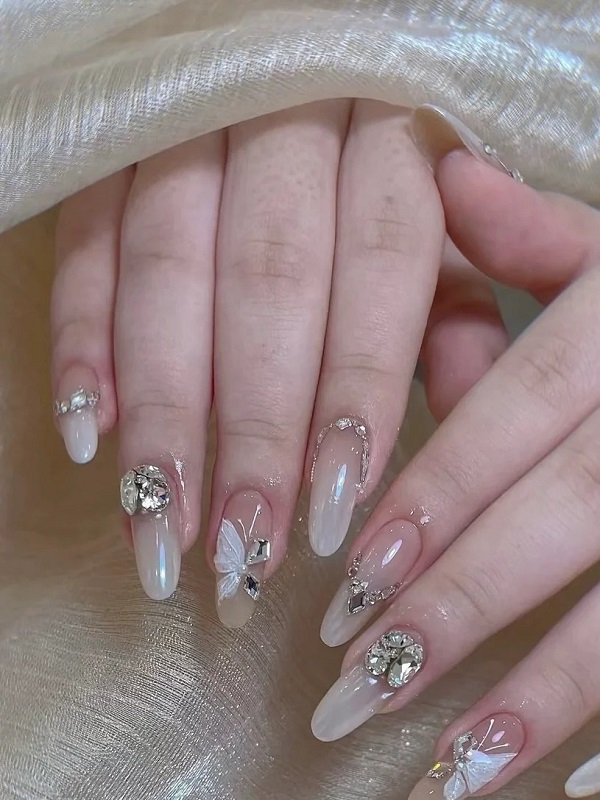 mẫu nail sơn thạch đính đá 5