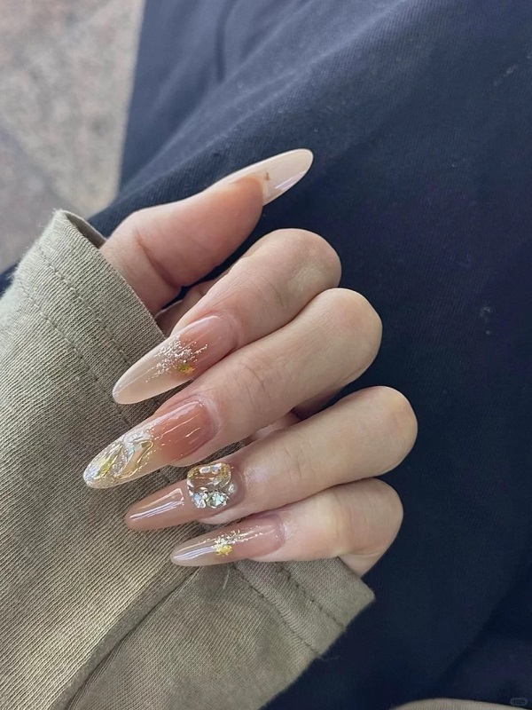 mẫu nail sơn thạch đính đá 7