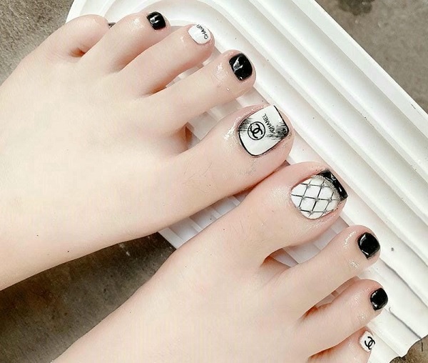 nail chân Chanel 25