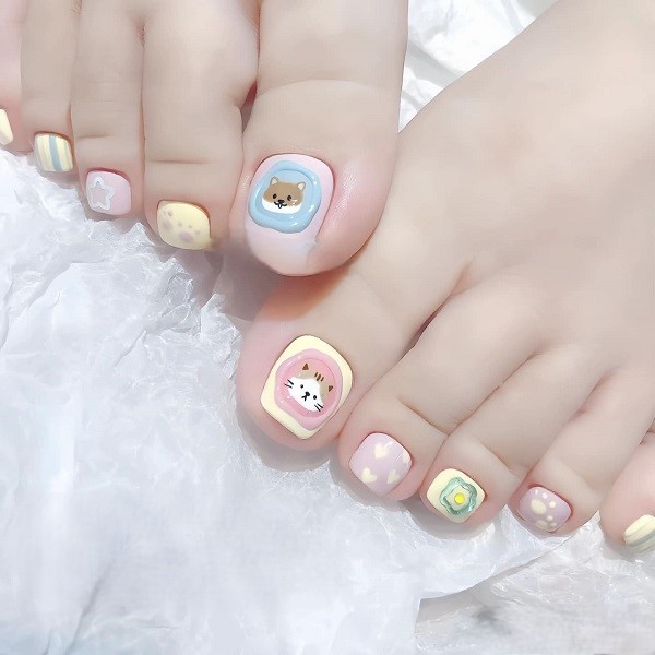 nail chân cute 2