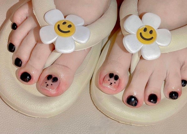 nail chân đi biển 14