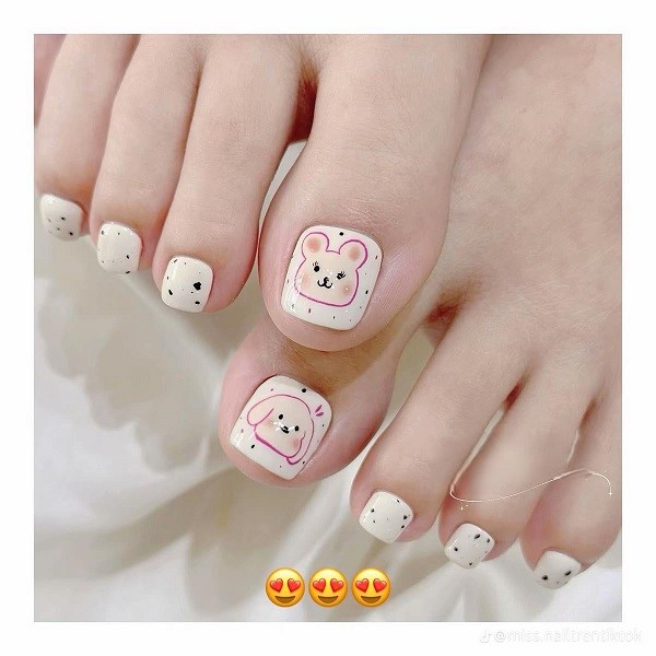 nail chân đi biển 19