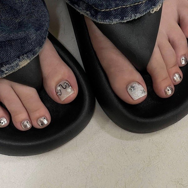 nail chân đi biển 4