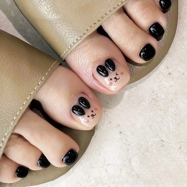 nail chân màu đen 14