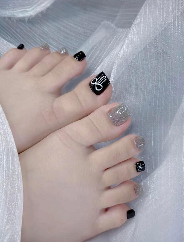 nail chân màu đen 4