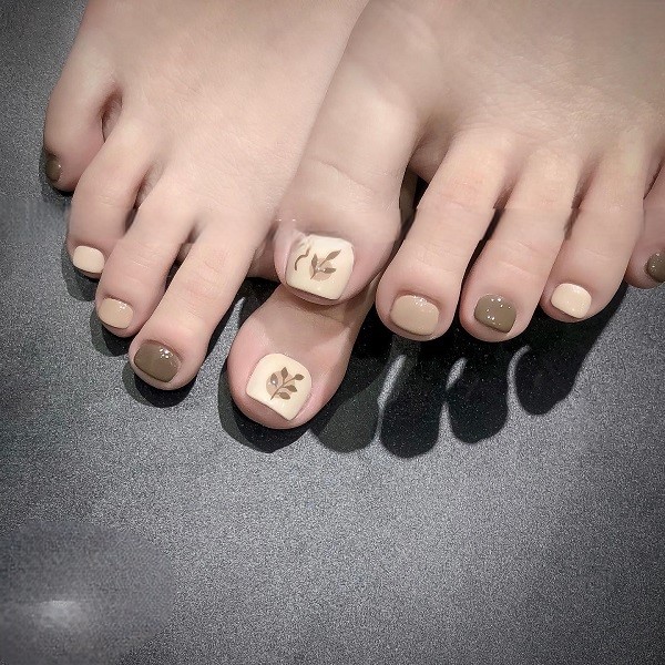 nail chân nâu tây 2