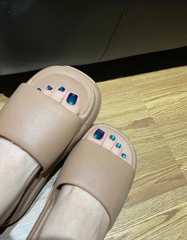 nail chân xanh dương đơn giản