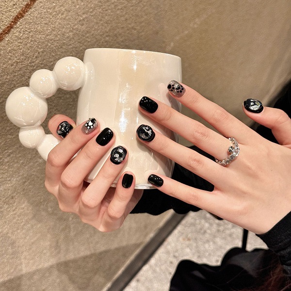 nail mắt mèo đen 29