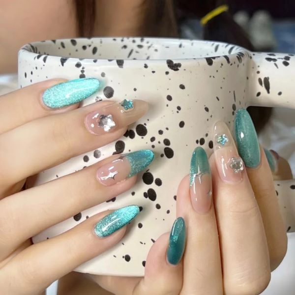 nail màu xanh ngọc 3