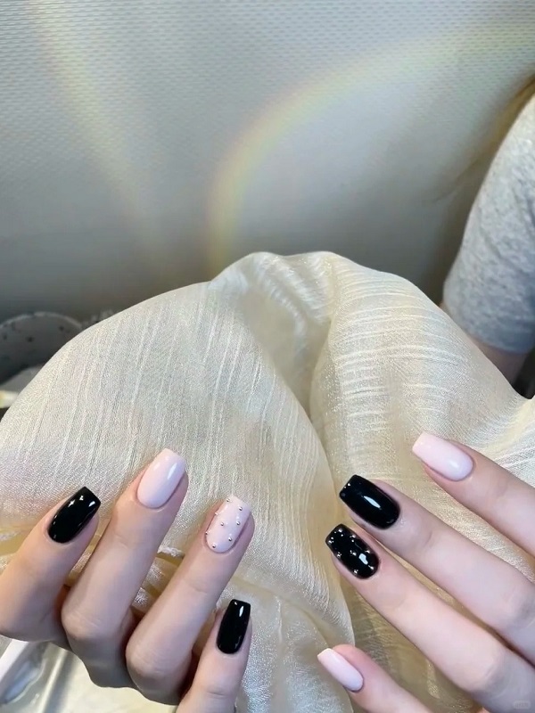 nail vuông ngắn đơn giản