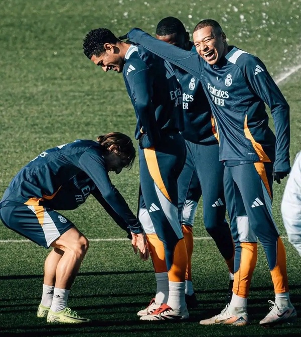 Meme Mbappe (9)