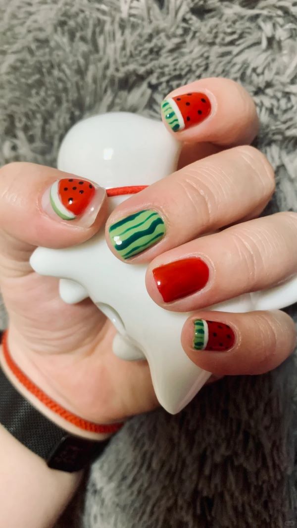 mẫu nail dưa hấu 2