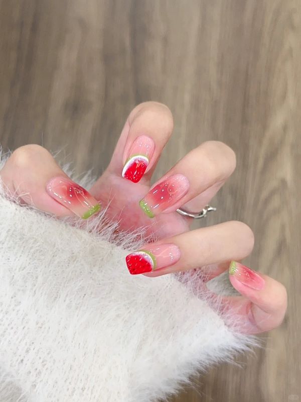 mẫu nail dưa hấu 3